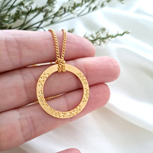 Circle necklace- Leaves Engraved circle necklace, Christmas Wreath Gold / Silver