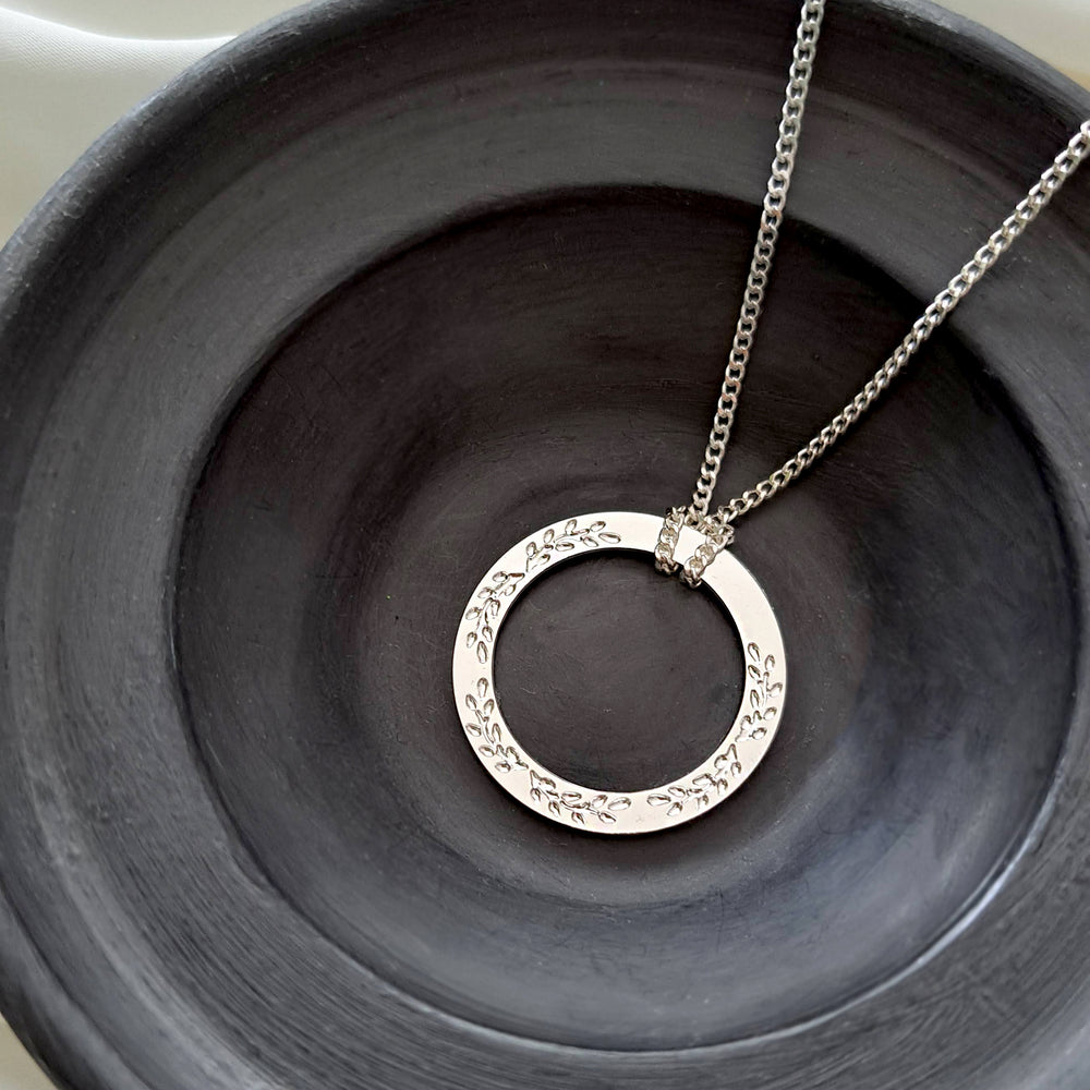 Circle necklace- Leaves Engraved circle necklace, Christmas Wreath Gold / Silver
