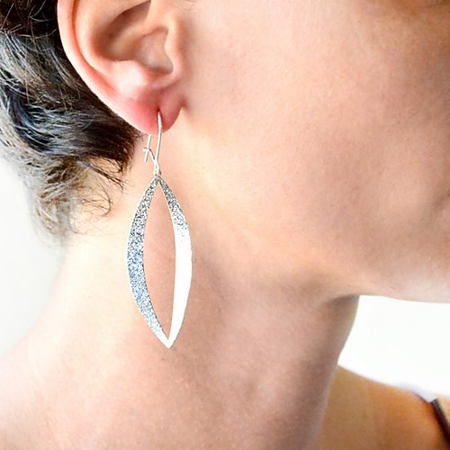 
                
                    Load image into Gallery viewer, Long Leaf Sparkling Earrings Gold / Silver - Shany Design Studio Jewellery Shop
                
            