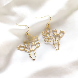 
                
                    Load image into Gallery viewer, Cactus dangle earrings Gold/Silver
                
            