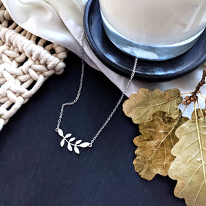 Small Leafs Necklace Gold / Silver
