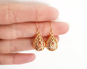
                
                    Load image into Gallery viewer, Filigree drop earrings Gold / Silver - Shany Design Studio Jewellery Shop
                
            